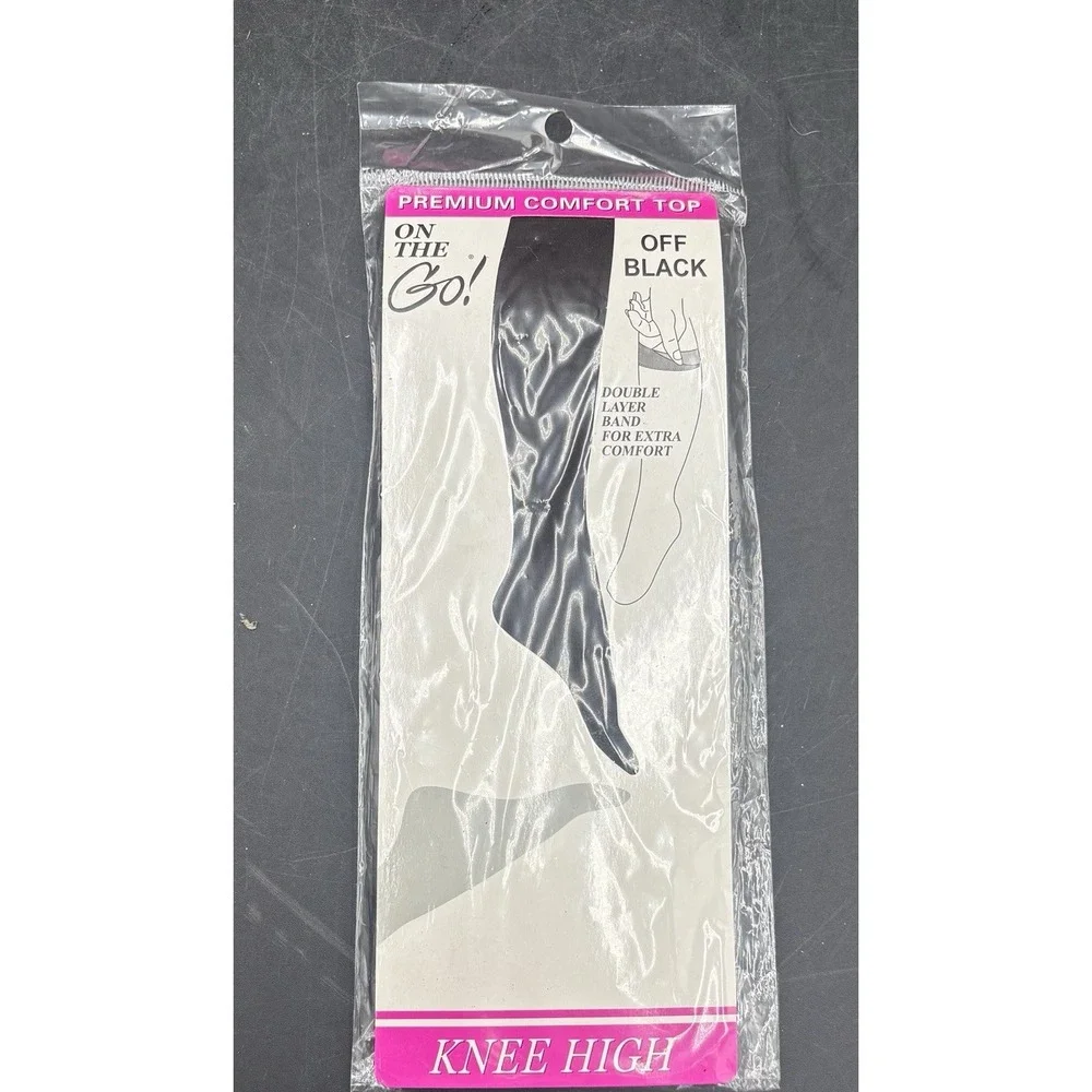 ON THE GO! Hosery - Off Black - Knee High - Queen Size - Fits 8 1/2 - 11
